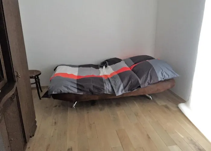 Moderne 3 Zimmer Wohnung Mit Separatem Eingang