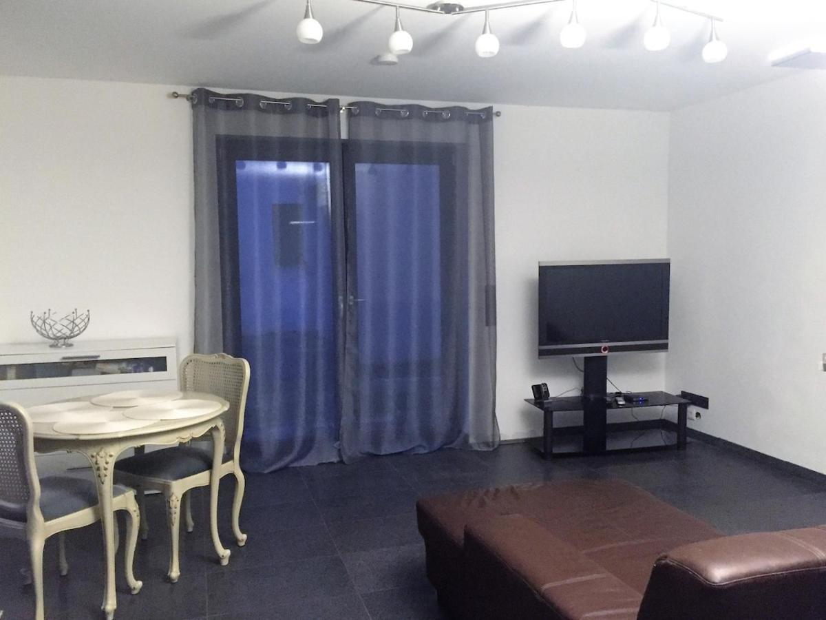 Moderne 3 Mit Separatem Eingang Appartement